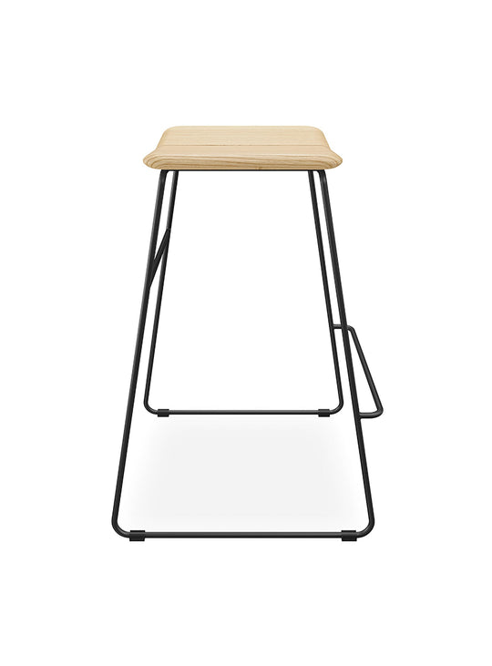 Tabouret de bar Gus* Modern Aero, look épuré inspiré du design scandinave. noir