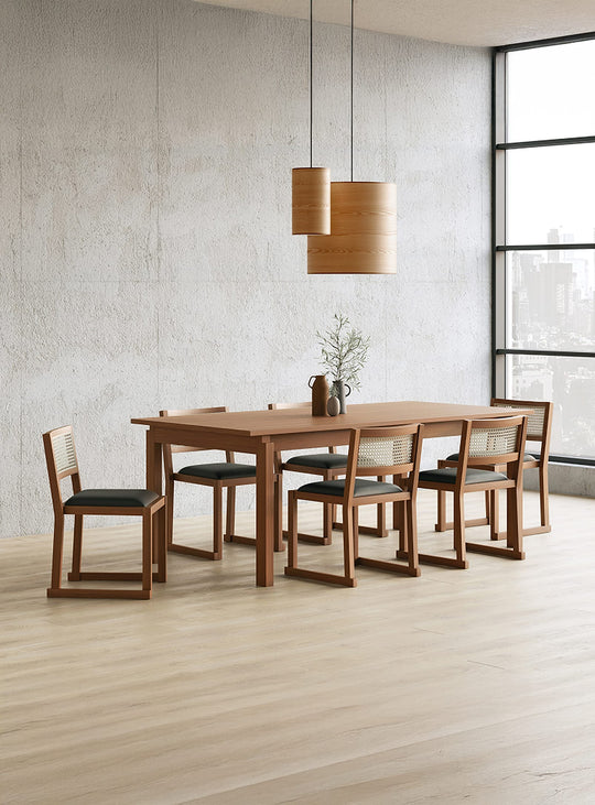 Table à dîner Annex de Gus* Modern, design flottant et élégance intemporelle. noyer