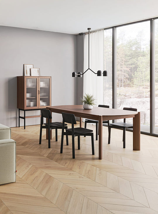 Table à dîner Bancroft Gus* Modern, plateau en chêne ou noyer pour repas mémorables. noyer