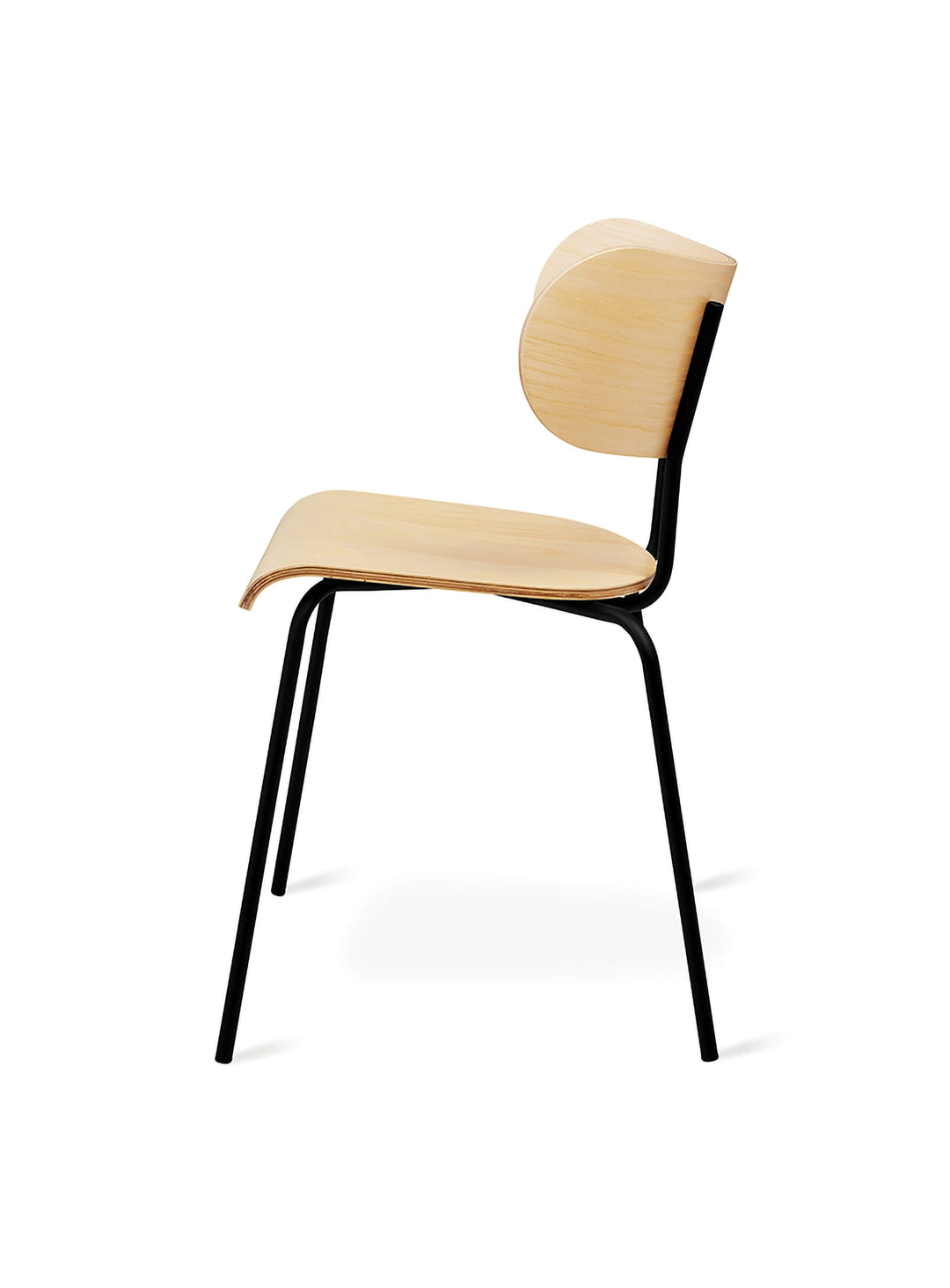 Chaise à dîner Gus* Modern Bantam, idéale pour repas et événements. frene