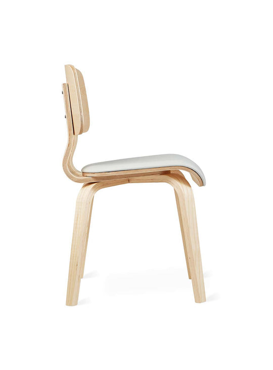 Chaise Cardinal de Gus* Modern, hommage moderne au bois cintré classique. frene