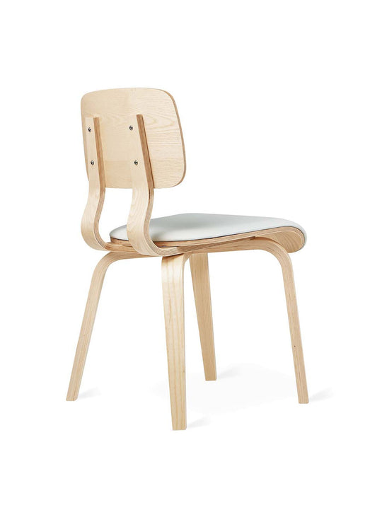 Chaise Cardinal Gus* Modern, élégance intemporelle et touche industrielle. frene