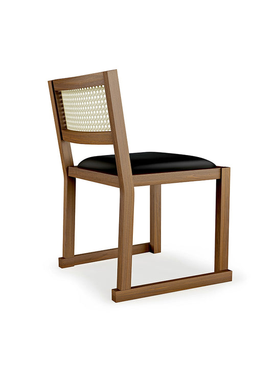 Chaise à dîner Eglinton de Gus* Modern, dossier graphique et cadre robuste. noyer