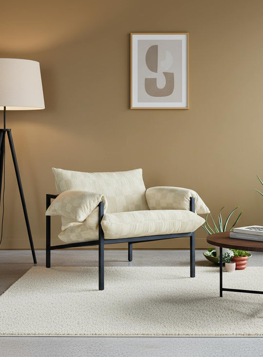 Fauteuil Fulton de Gus* Modern : design mid-century brésilien et confort moderne. mosaic shell