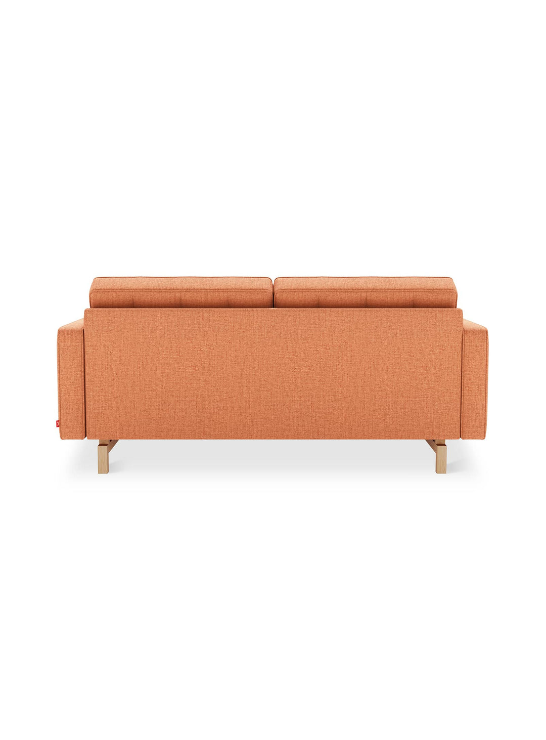 Sofa Gus* Modern Jane 2 Loft : une pièce raffinée avec coussins tuffetés et base en bois claire ou foncée. caledon sedona