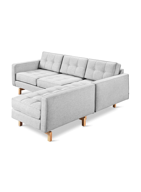 Sofa bi-sectionnel Jane Loft 2 de Gus* Modern, configuration gauche ou droite. bayview silver
