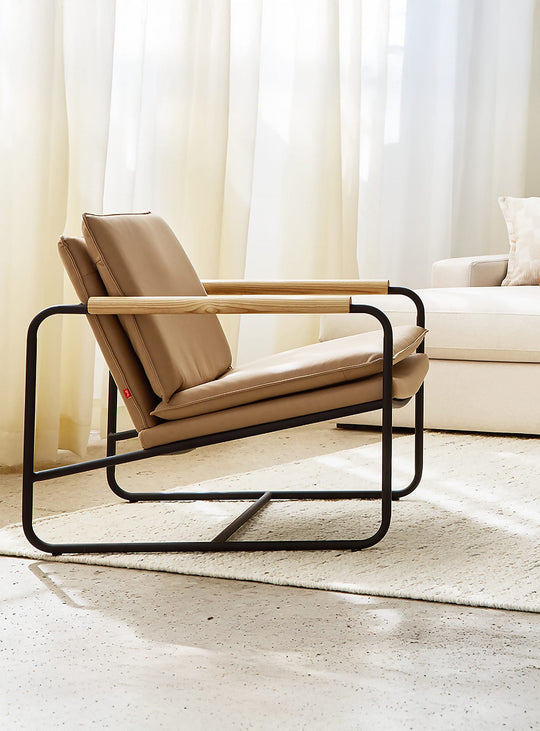 Fauteuil Gus* Modern Kelso, design moderne et confort remarquable. Lariat Savannah