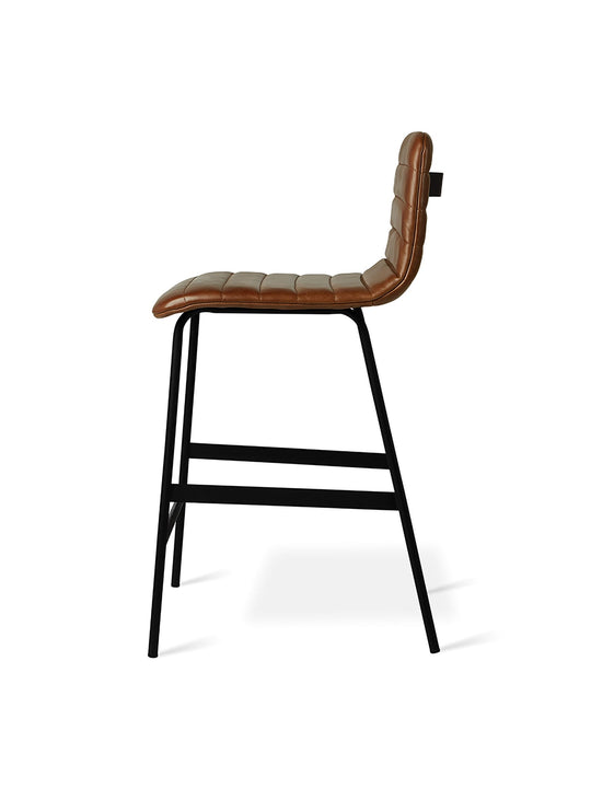 Tabouret de comptoir Lecture Gus* Modern, idéal pour cuisines modernes stylées. cuir brun