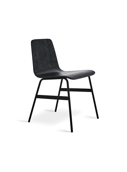 Chaise Lecture de Gus* Modern, silhouette épurée et détails premium. frene noir