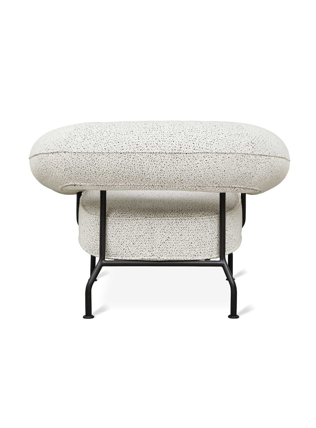 Fauteuil Mirador de Gus* Modern : fauteuil design, confort optimal et silhouette originale. jubilee dalmation