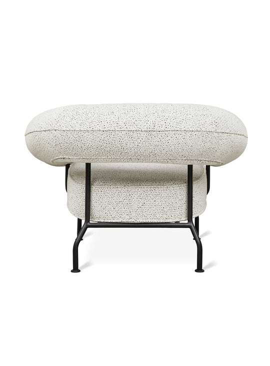 Fauteuil Mirador de Gus* Modern : fauteuil design, confort optimal et silhouette originale. jubilee dalmation