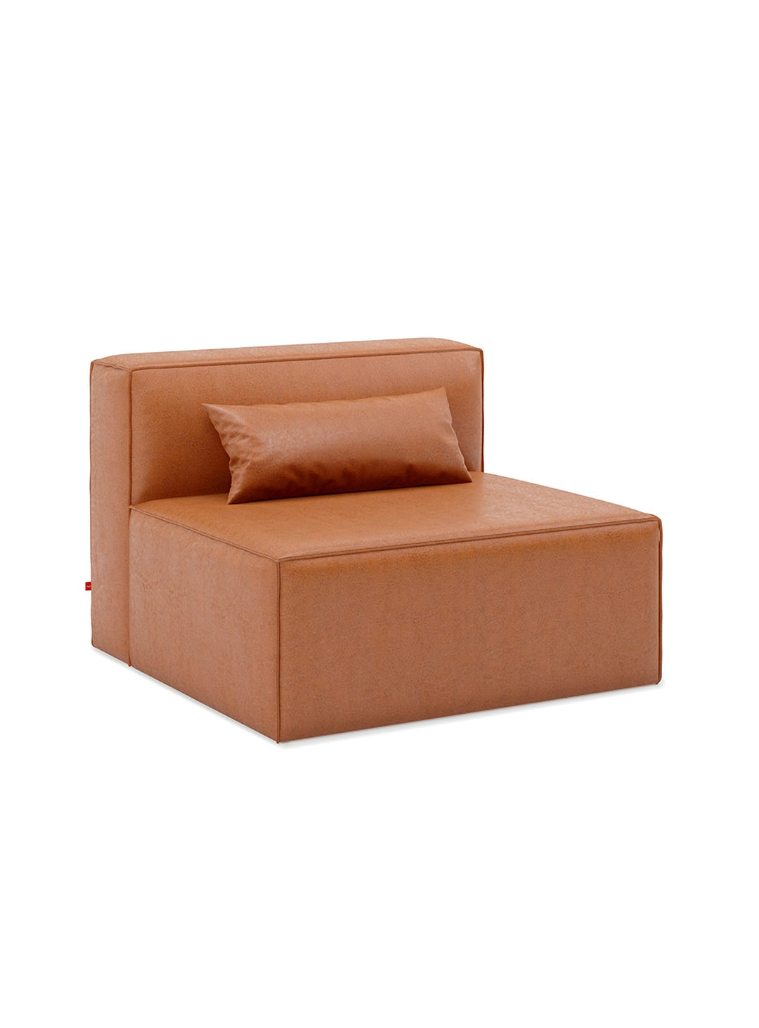 Fauteuil Mix de Gus* Modern, parfait pour un salon flexible. cuir vegan cognac