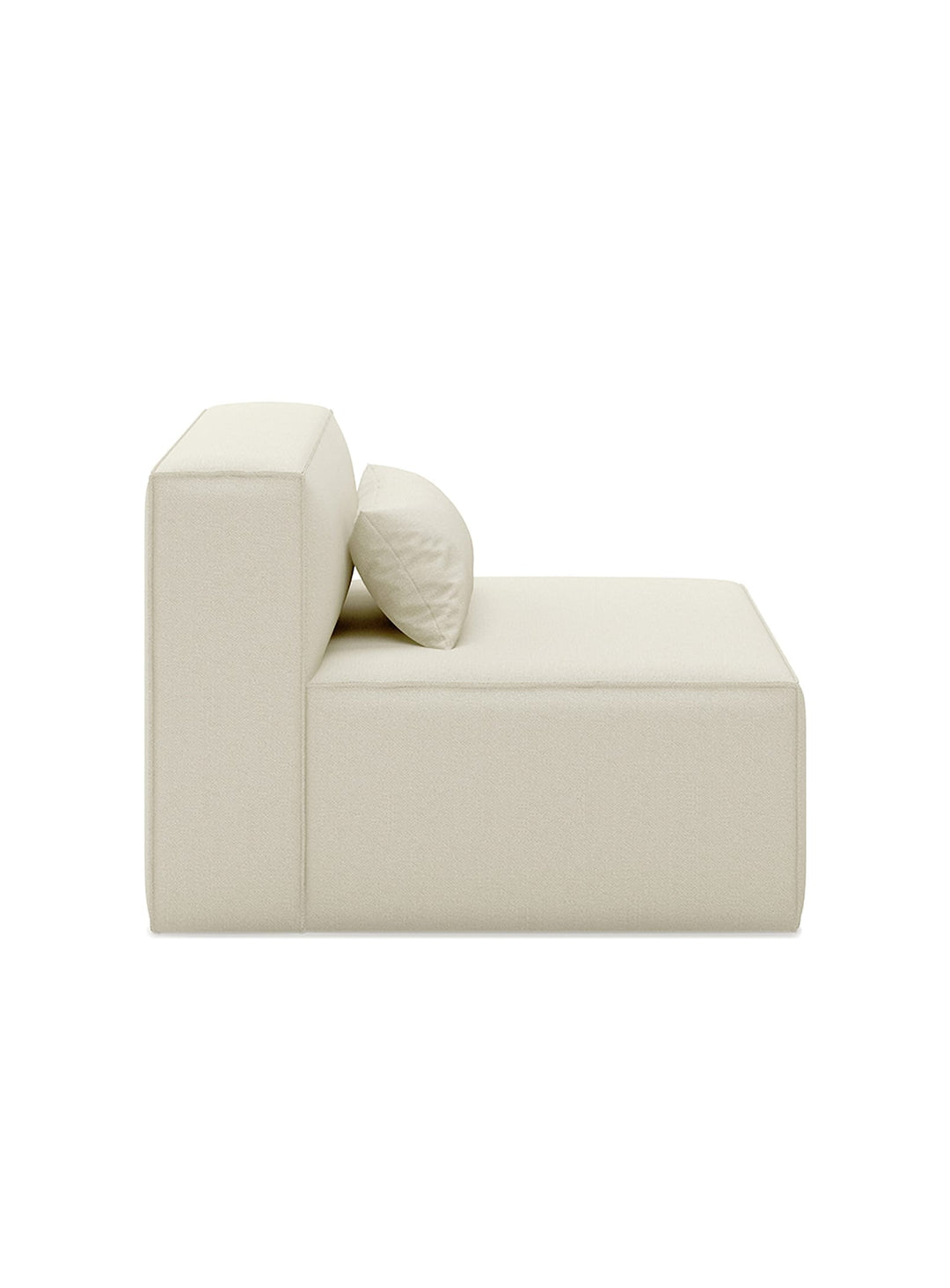 Fauteuil Gus* Modern Mix, design raffiné et couture française. mowat sand