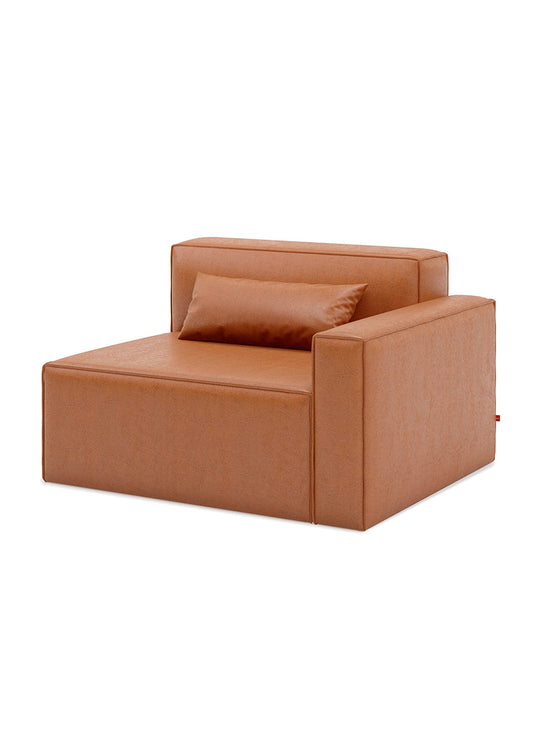Collection modulaire Gus* Modern Mix Modular, configurations infinies et design moderne. cuir vegan cognac