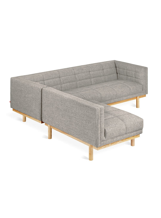 Sofa bi-sectionnel Gus* Modern Mulholland, cadre smoking enveloppant et chic. parliament stone