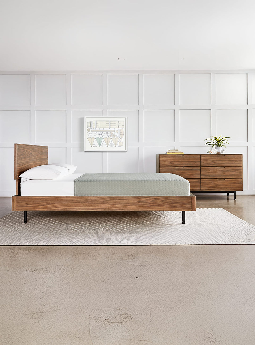 Commode Munro 6 tiroirs Gus* Modern, meuble durable aux proportions soigneusement pensées. noyer