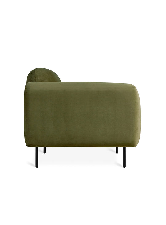 Fauteuil Nord de Gus* Modern, mélange de rétro et de modernité. casella grove