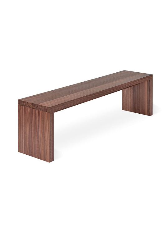 Banc Plank de Gus* Modern, noyer riche pour une ambiance accueillante. noyer