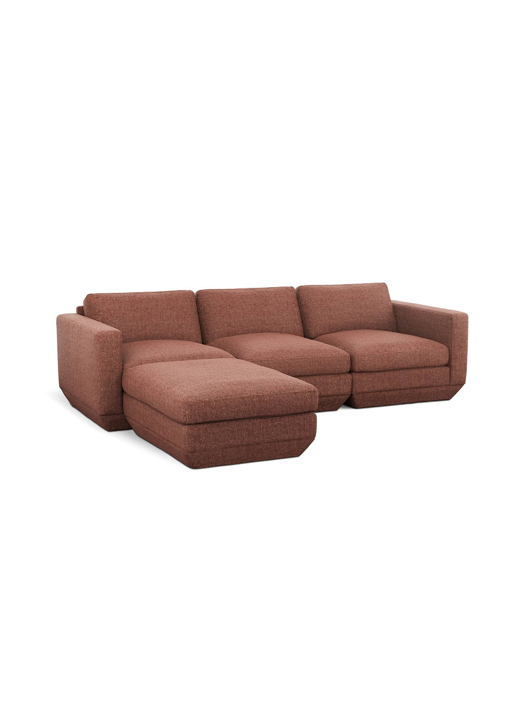 Sofa sectionnel Gus* Modern Podium : un canapé modulable avec ottoman, pensé pour évoluer avec votre intérieur. regency beet