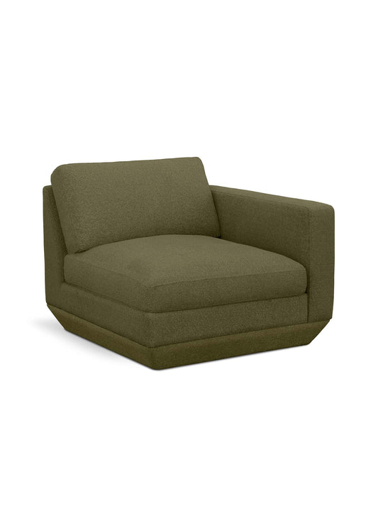 Section droite Gus* Modern Podium : une assise confortable pensée pour créer une configuration personnalisée. copenhagen terra