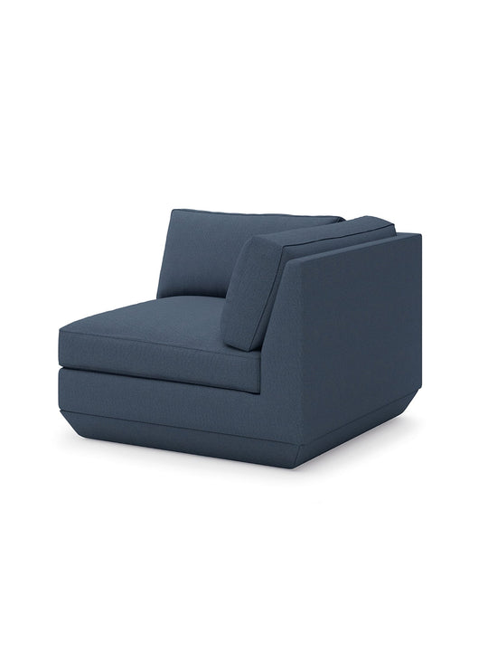Collection Podium de Gus* Modern, solution chic et adaptable pour tout espace. hanson navy