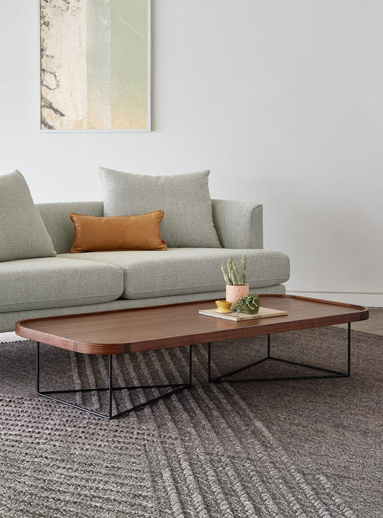 Table Porter Gus* Modern : design rectangulaire chic et épuré. noyer