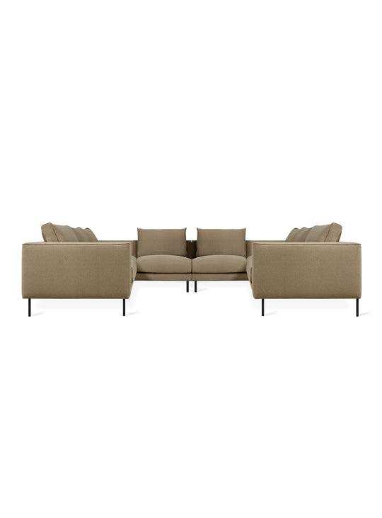 Sofa sectionnel U Renfrew de Gus* Modern, silhouette légère et confort profond. Merino Mocha
