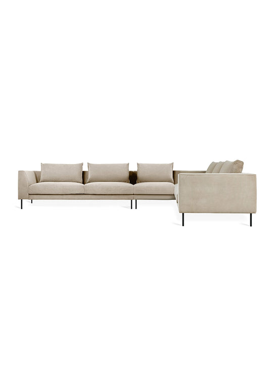Sofa sectionnel XL Gus* Modern Renfrew, coussins souples pour confort sur mesure. mersey caribou