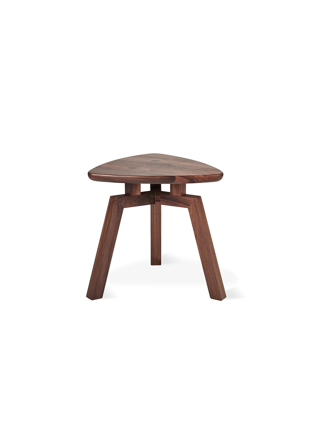 Table d'appoint Solana Gus* Modern : design organique et intemporel. noyer