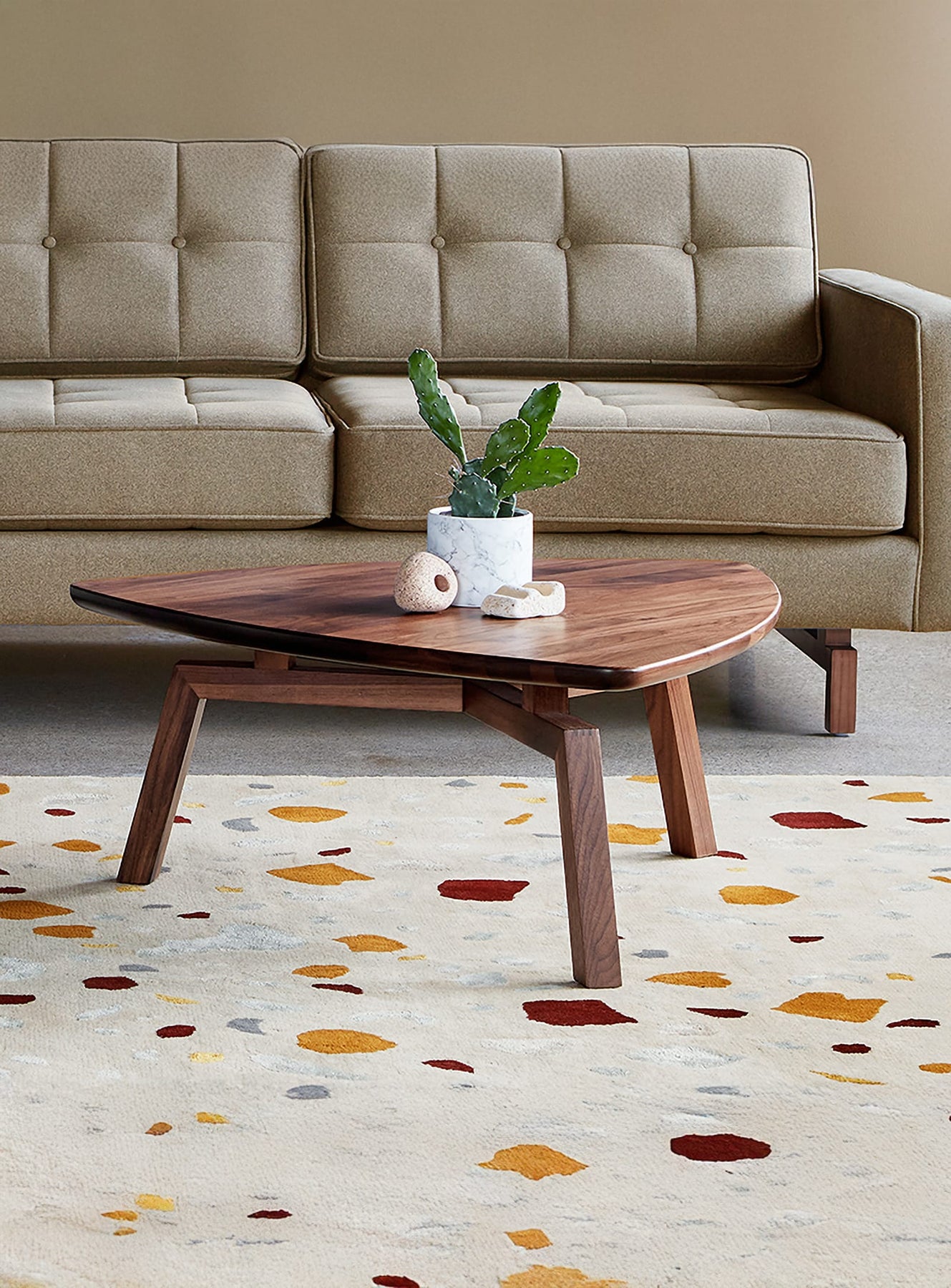 【美品】ARIAKE coffee table GUS_MODERN_SOLANA_TRIANGULAR_C