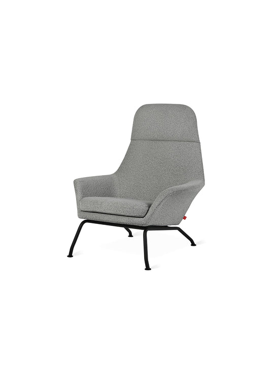 Fauteuil Gus* Modern Tallinn, confort en plumes d’oie et style nordique. copenhagen iron