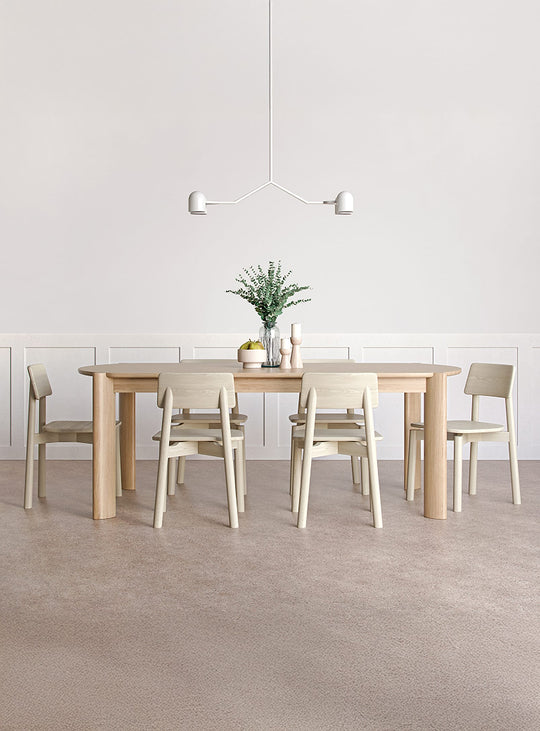 Lampe suspendue Tandem Gus* Modern, idéale pour ajouter une touche de drame. blanc