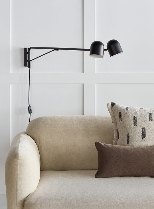 Lampe murale Tandem Gus* Modern, design minimaliste et têtes réglables. noir