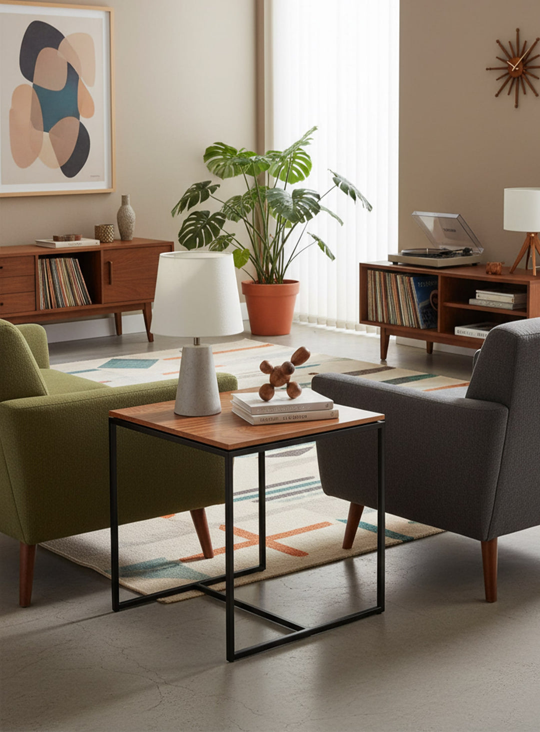 Table d'appoint Tobias Gus* Modern : design minimaliste et élégant. noyer