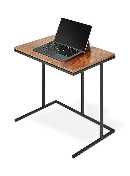 Gus* Modern Tobias Network : table d’appoint chic pour ordinateur portable. noyer