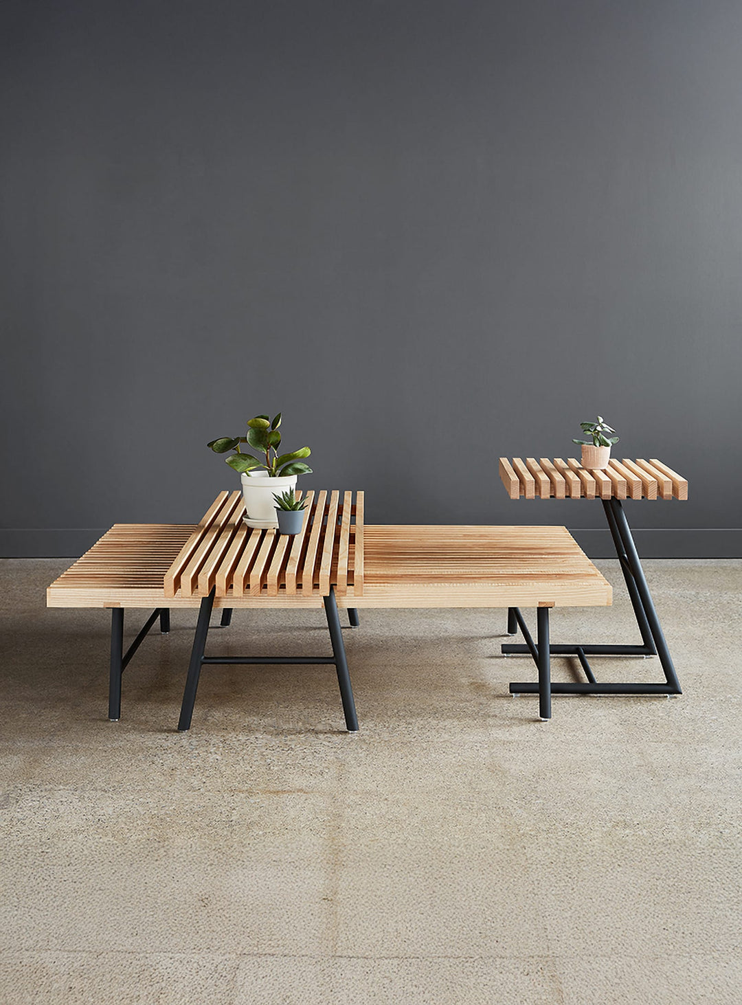 Table Transit Gus* Modern : allure moderne et ambiance zen. frene