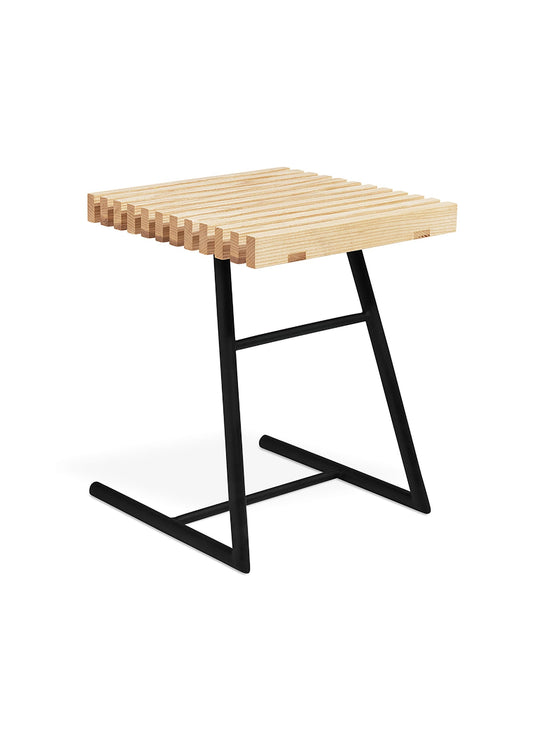 Table Transit Gus* Modern : élégance naturelle et robustesse. frene