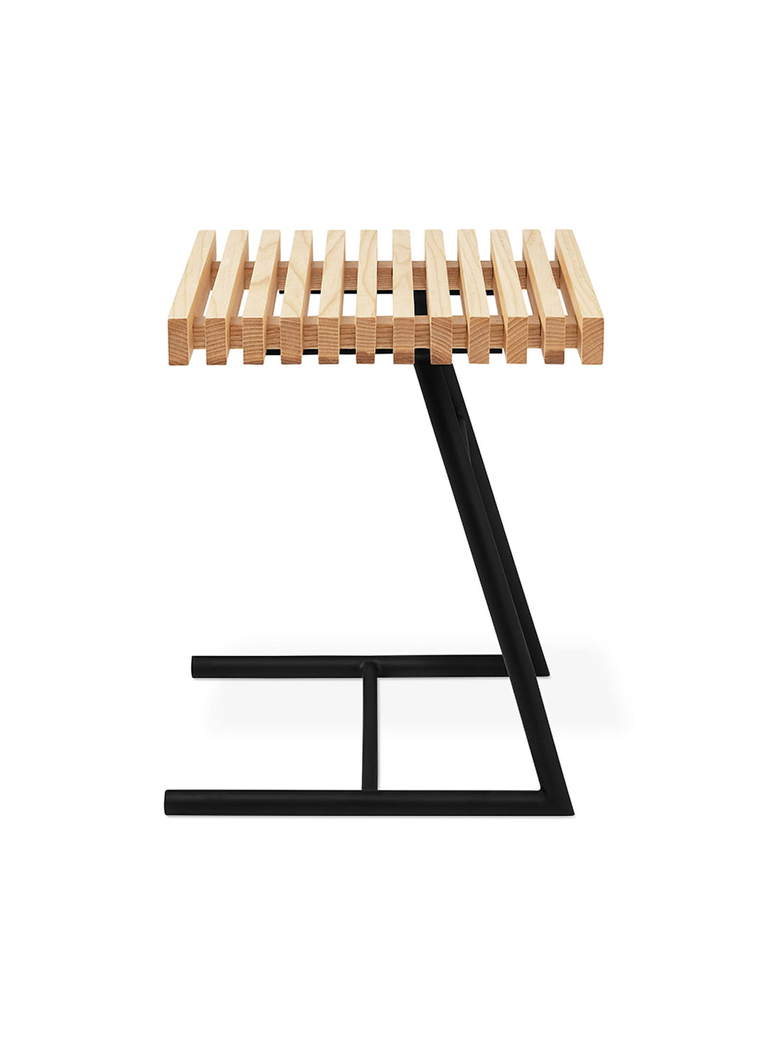 Table d’appoint Transit : alliance du bois massif et de l’acier. frene