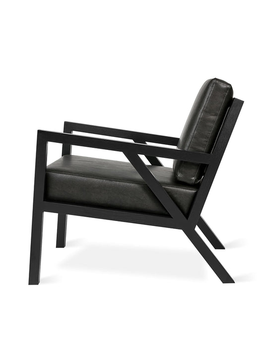 Fauteuil Gus* Modern Truss, référence moderne inspirée des années 50. cuir vegan licorice