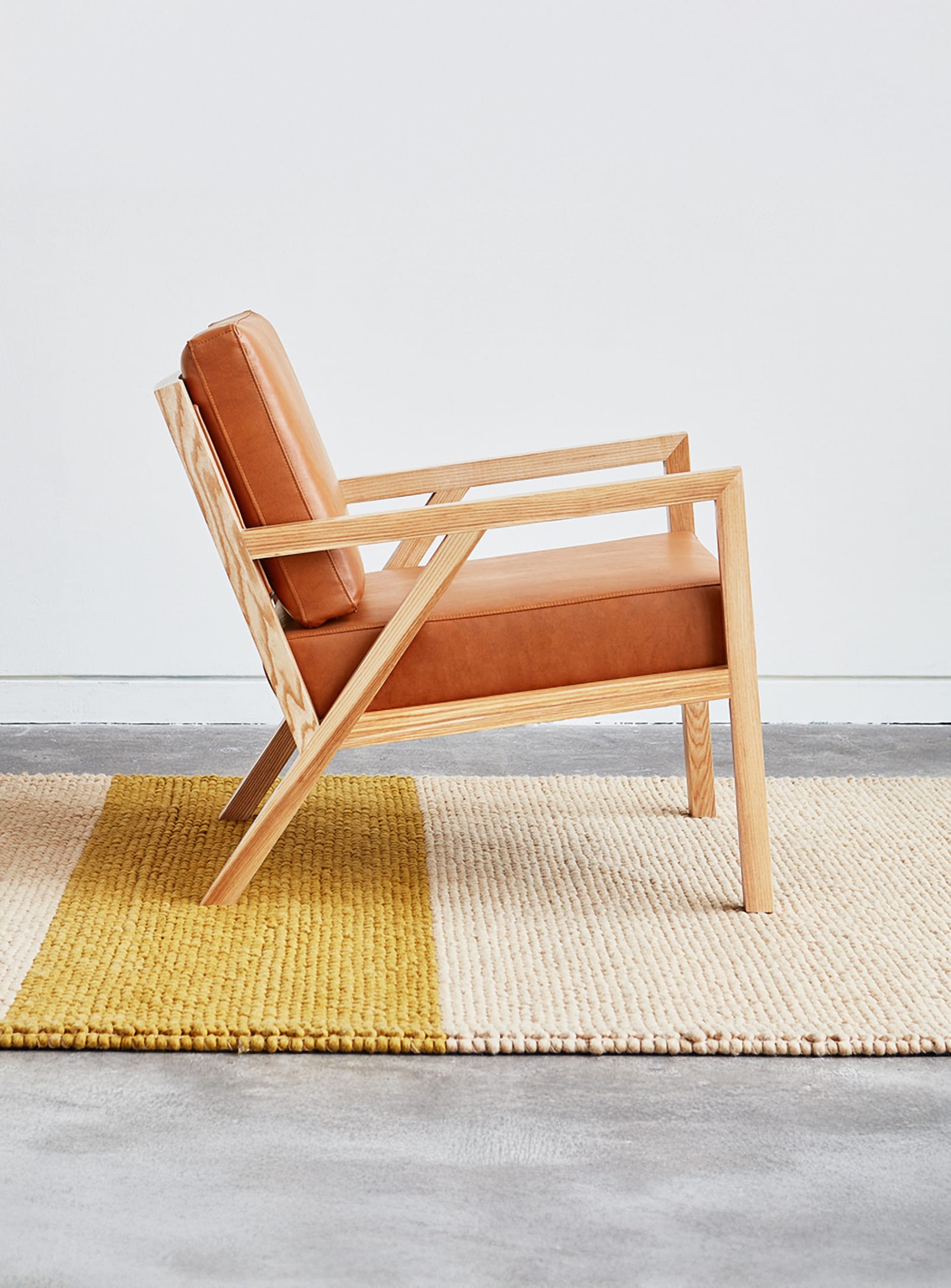 椅子(チェア)・スツール Truss world Collection / Truss 1 Chair Truss, Wooden Armchairs and Fabric or Leather Cushions by Gus