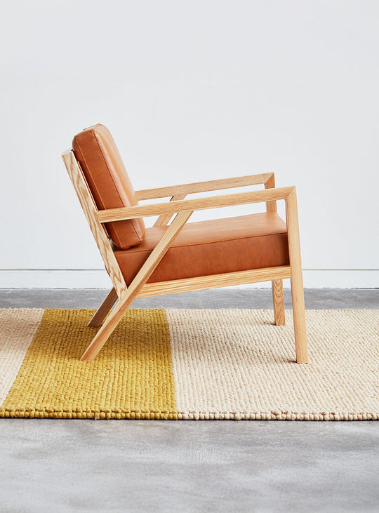 Fauteuil Truss Gus* Modern, idéal pour ajouter caractère et originalité. cuir vegan cognac