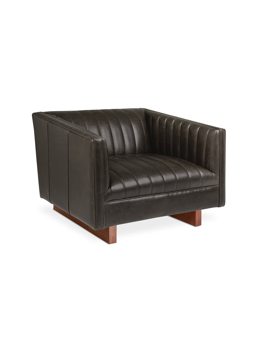 Fauteuil Gus* Modern Wallace : style Chesterfield et confort haut de gamme. Cuir noir.