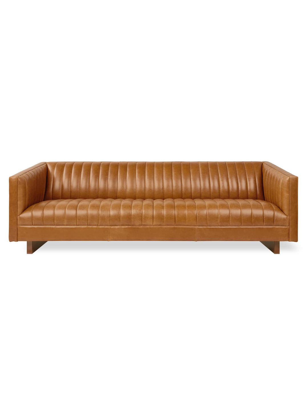 Sofa cuir Gus* Modern Wallace : style Chesterfield revisité avec modernité. Cuir tucson sienna