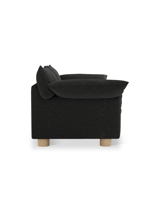Sofa Gus* Modern Zoe : design décontracté, coutures françaises et rembourrage recyclé ultra-doux. node nocturne
