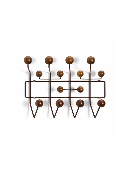 HangIt, un classique du design pensé pour allier jeu et rangement. noyer noir