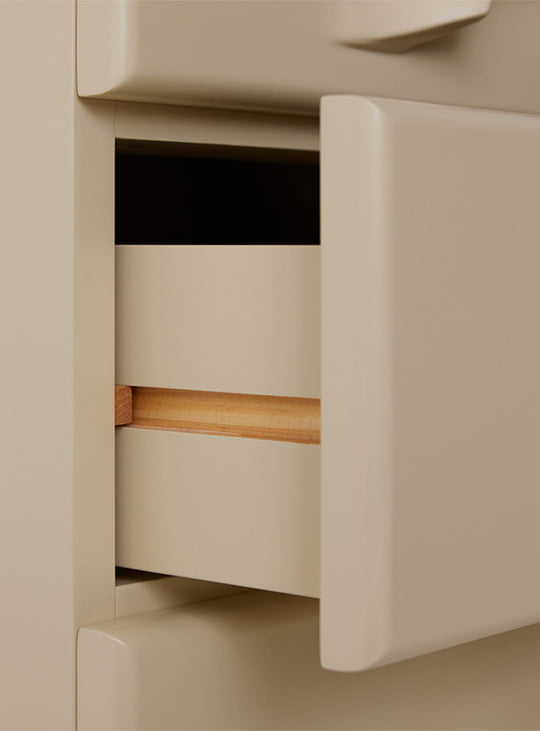 Commode à six tiroirs HKliving, rangement pratique avec une esthétique moderne et raffinée. crème