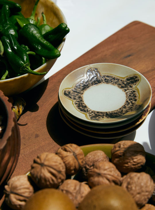 Soucoupe 70s Ceramics HKliving : une soucoupe en grès artisanal au design unique et coloré. ocean