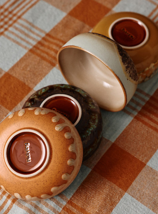 Bols à tapas Renaissance 70s Ceramics HKliving en lot de 4, compatibles lave-vaisselle et micro-ondes. drift