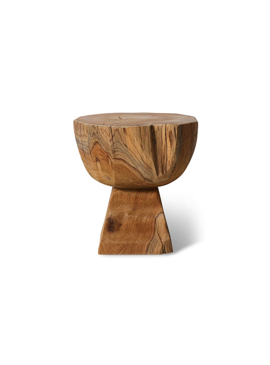 Tabouret Arched HKliving, un meuble en bois massif aux lignes arquées élégantes.