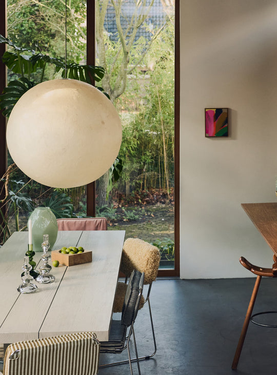 Tableau Bright Lights HKliving, une toile compacte qui apporte texture, couleur et personnalité à votre décoration.